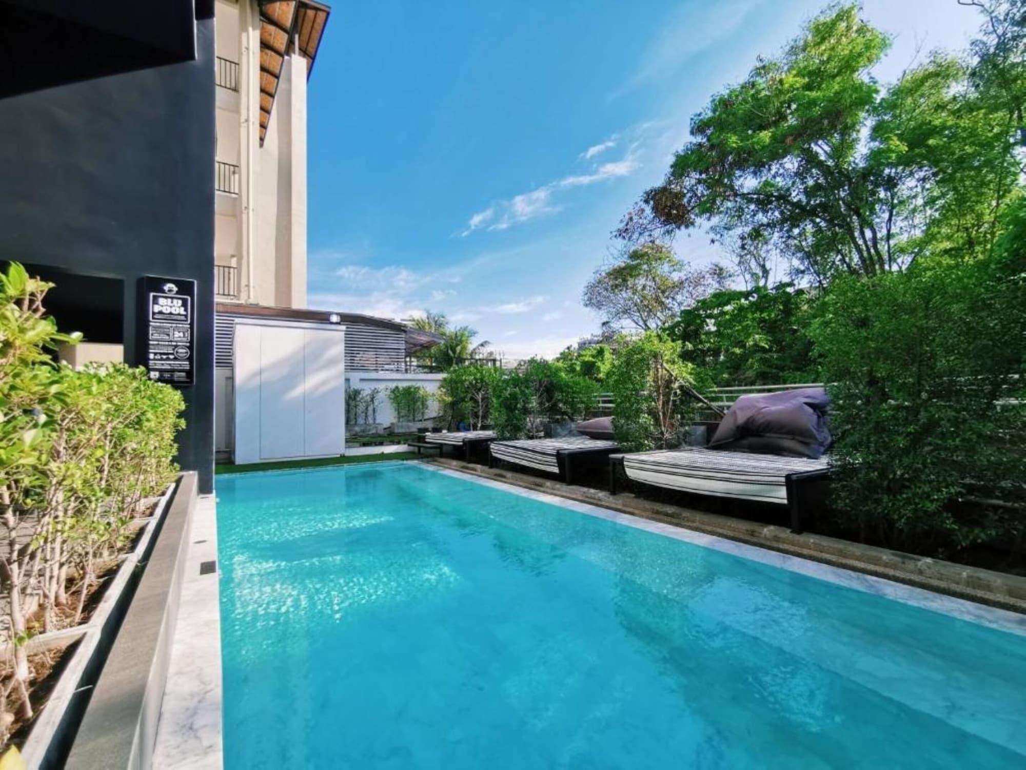 Hotel Blu Monkey Hub And Town- Free Day Coworking Space 4*