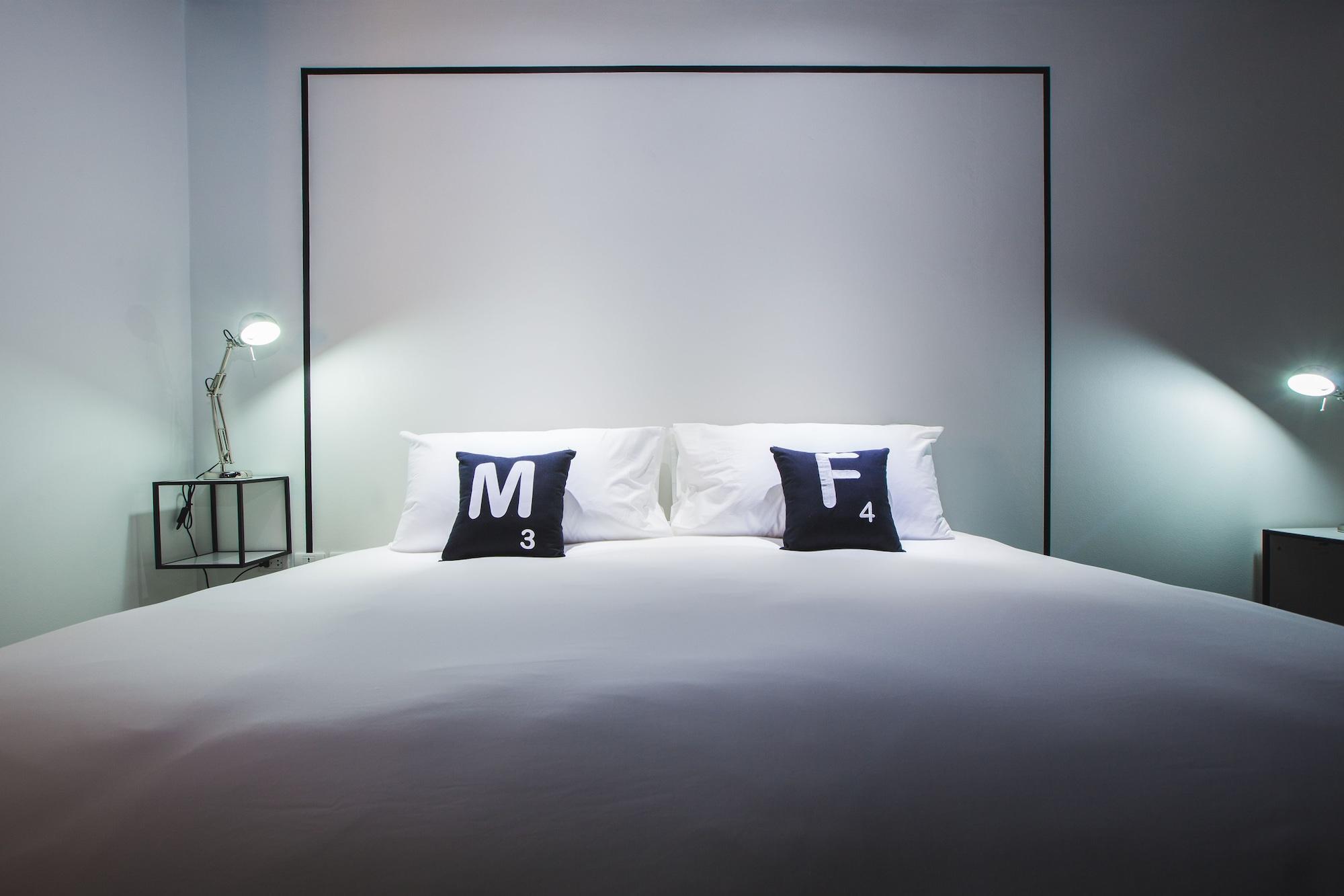 Hotel Blu Monkey Hub And Town- Free Day Coworking Space 4*