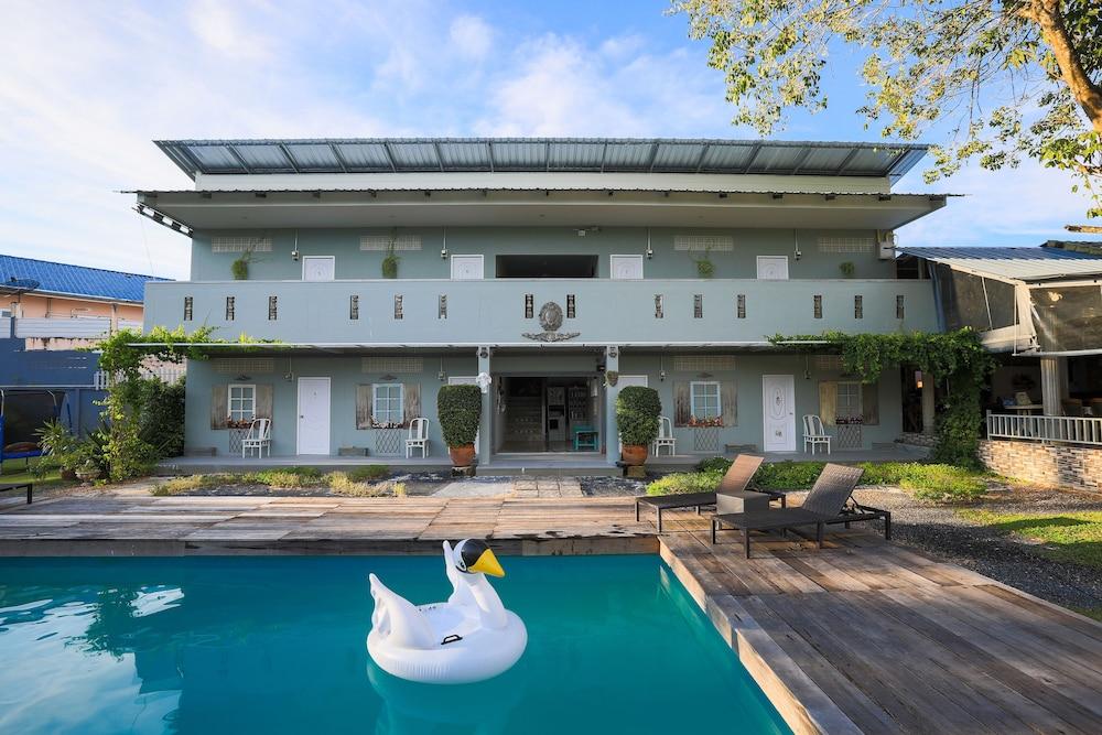 Nonnita Boutique - Sha Resort Phuket