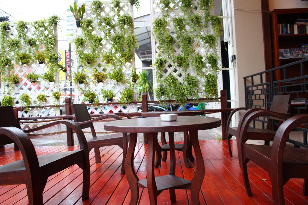 Lub Sbuy Hostel Phuket
