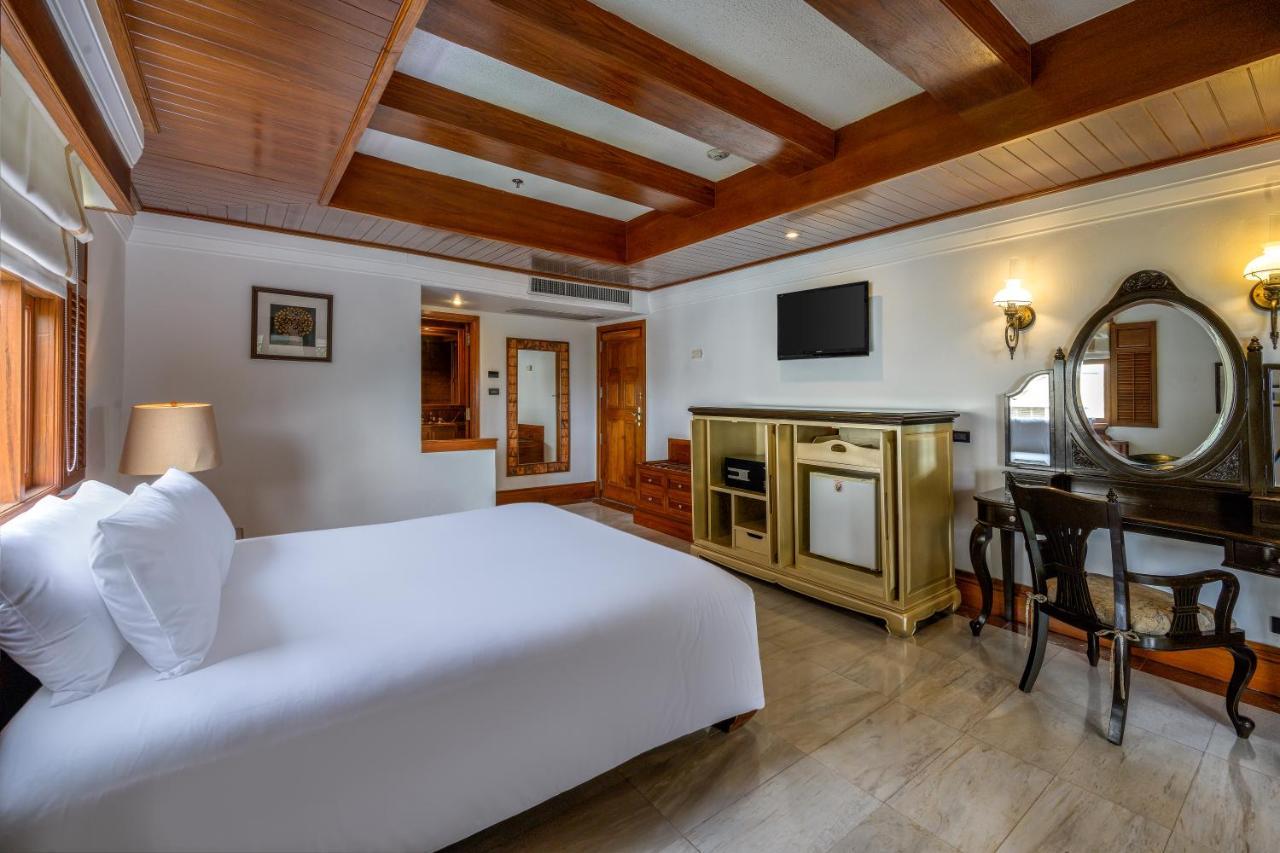 Resort Thavorn Beach Village & Spa Phuket