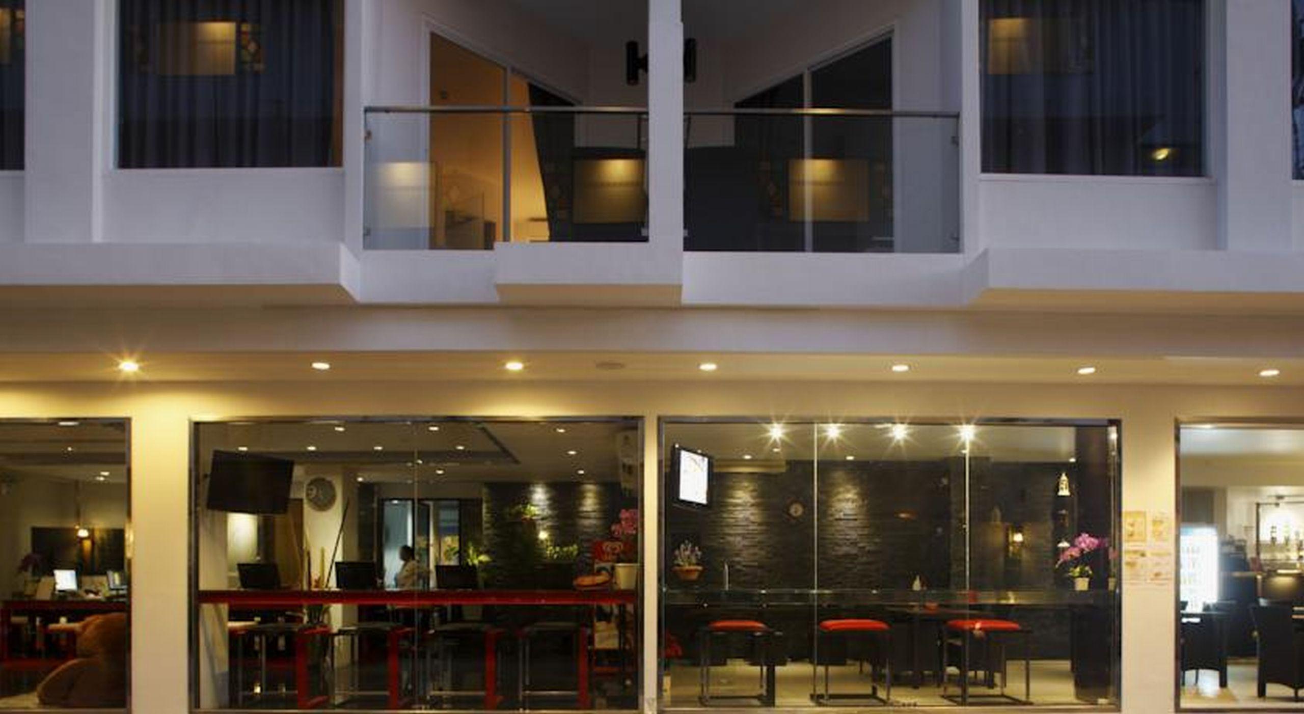 Hotel Grand Sunset Phuket 4*