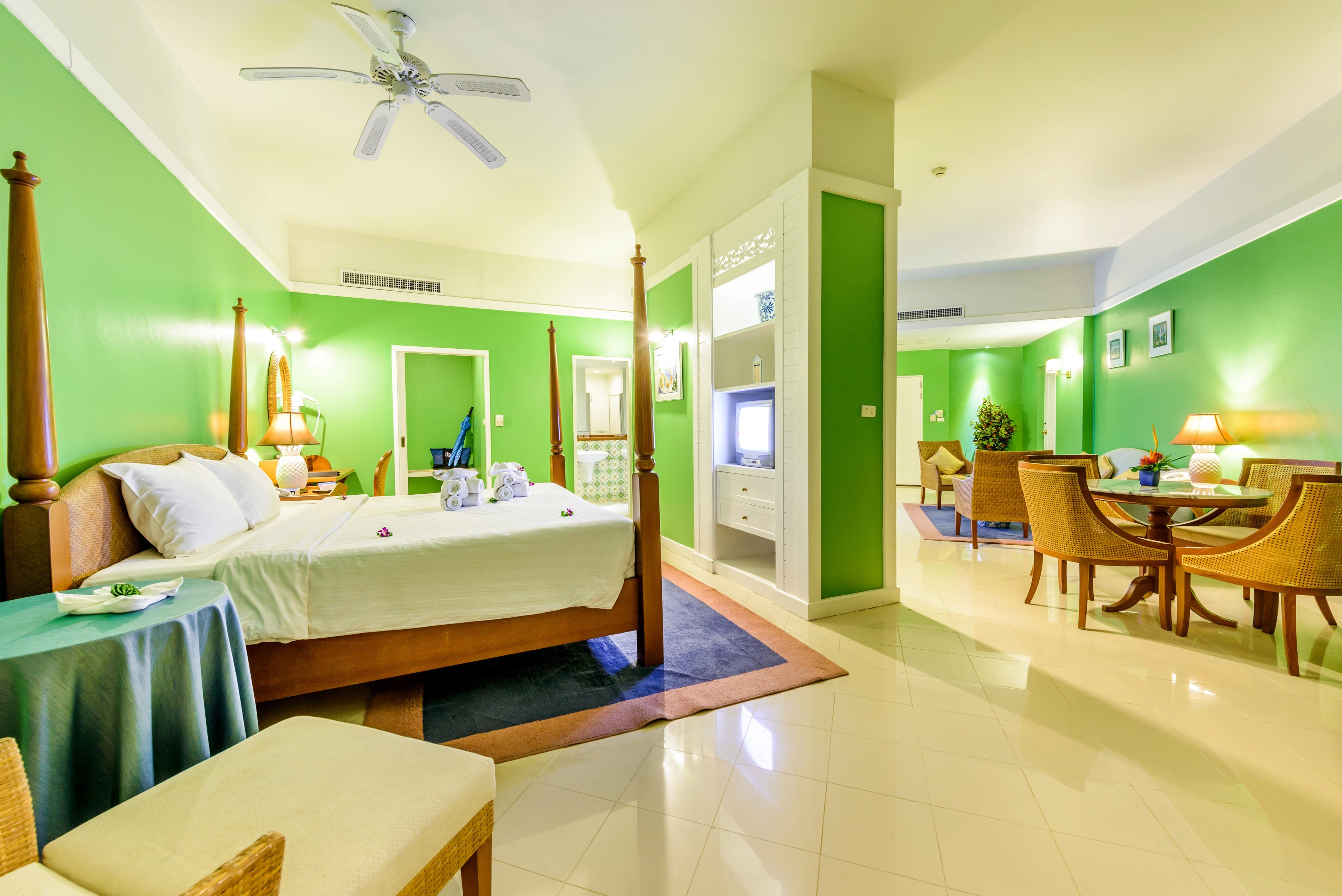 Hotel Andaman Seaview, - Sha Karon
