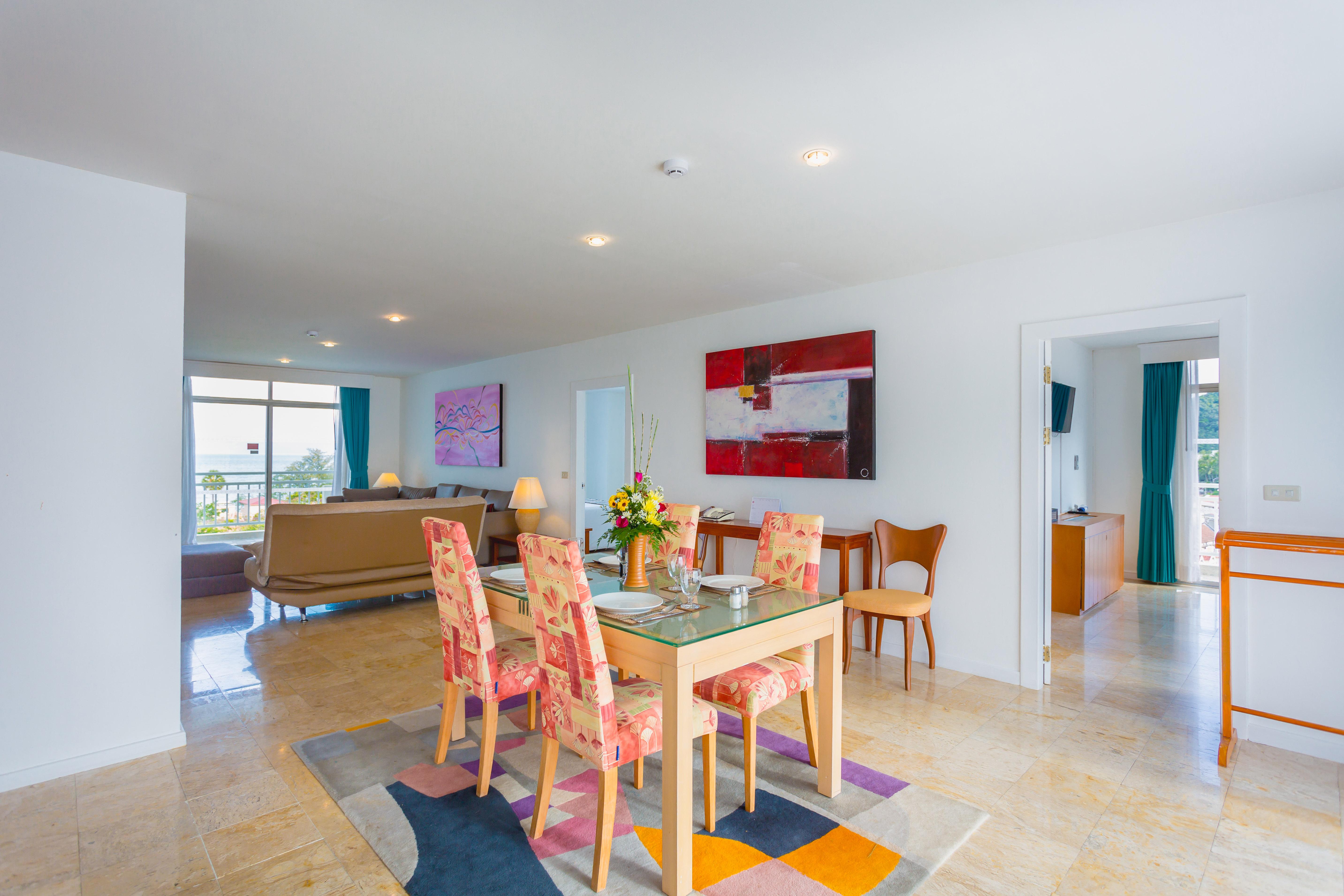 Waterfront Phuket By Centara 4*