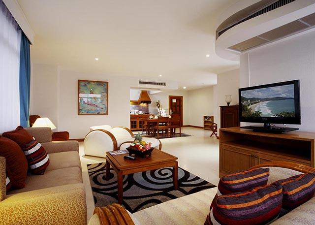 Waterfront Phuket By Centara Karon