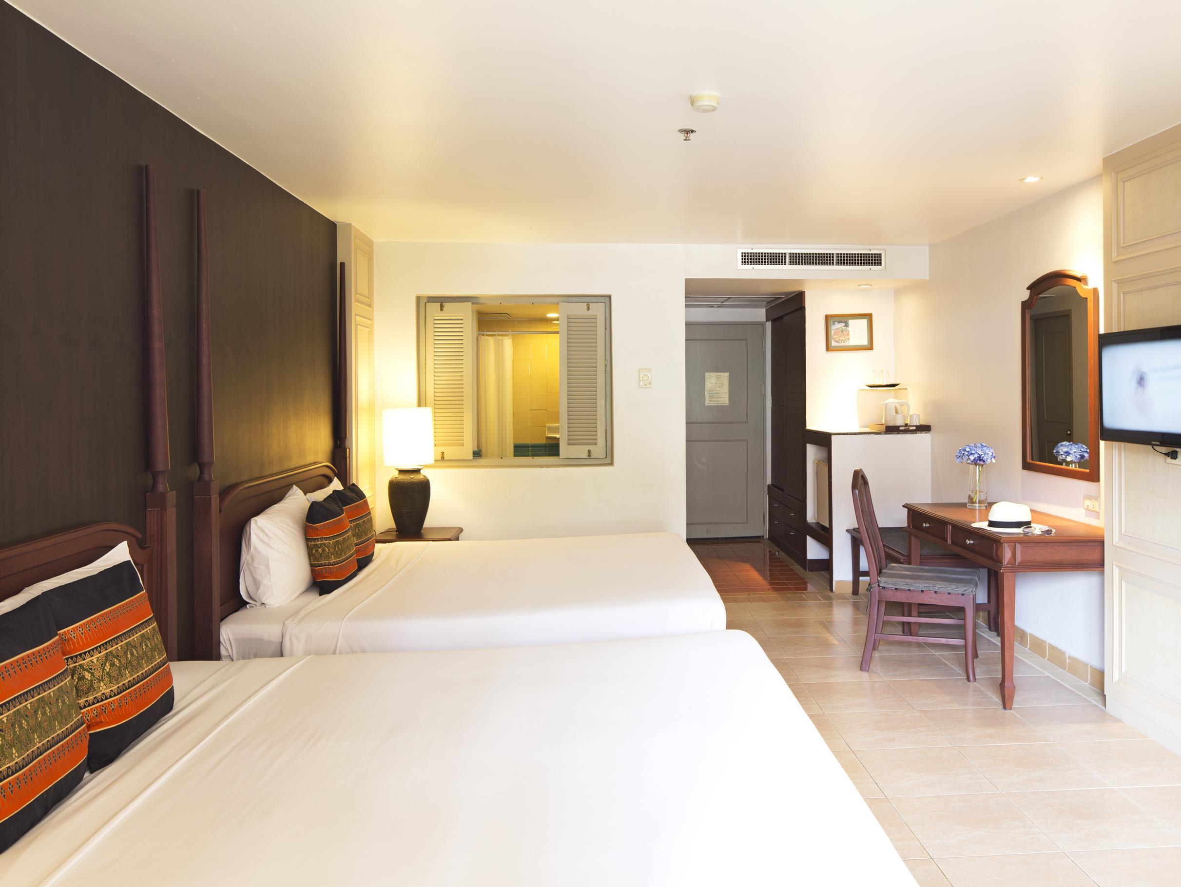 Resort Phuket Orchid And Spa 4*