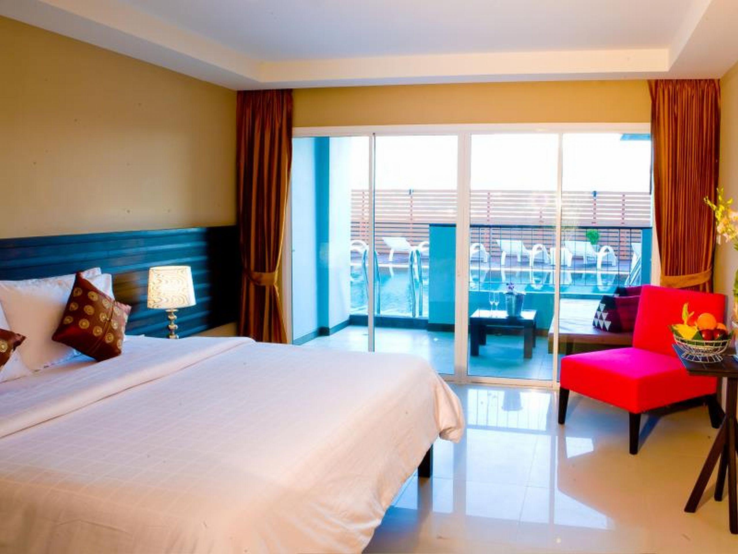 Casa Del M Phuket - Newly Renovated 4* Patong