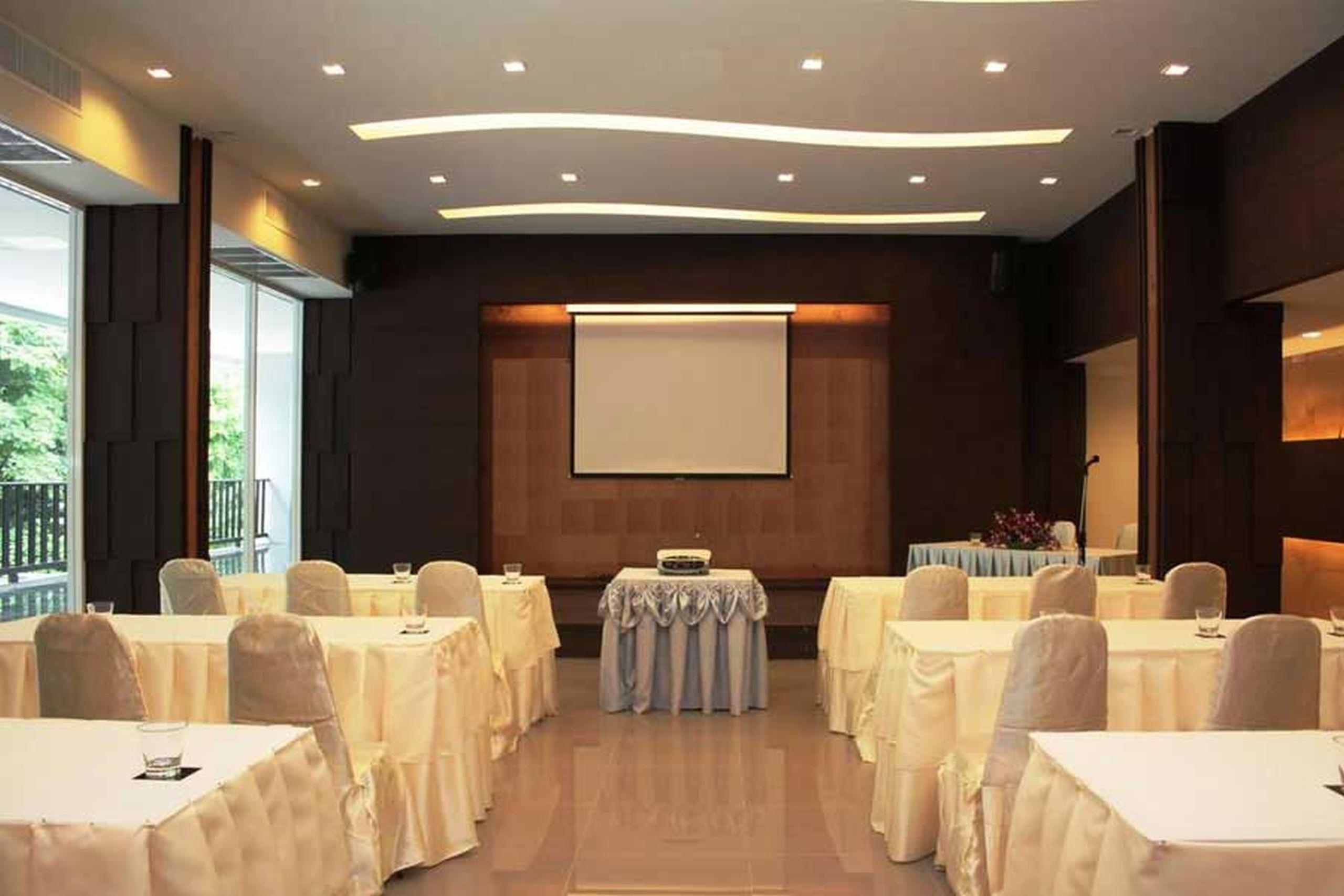 Casa Del M Phuket - Newly Renovated Hotel Patong