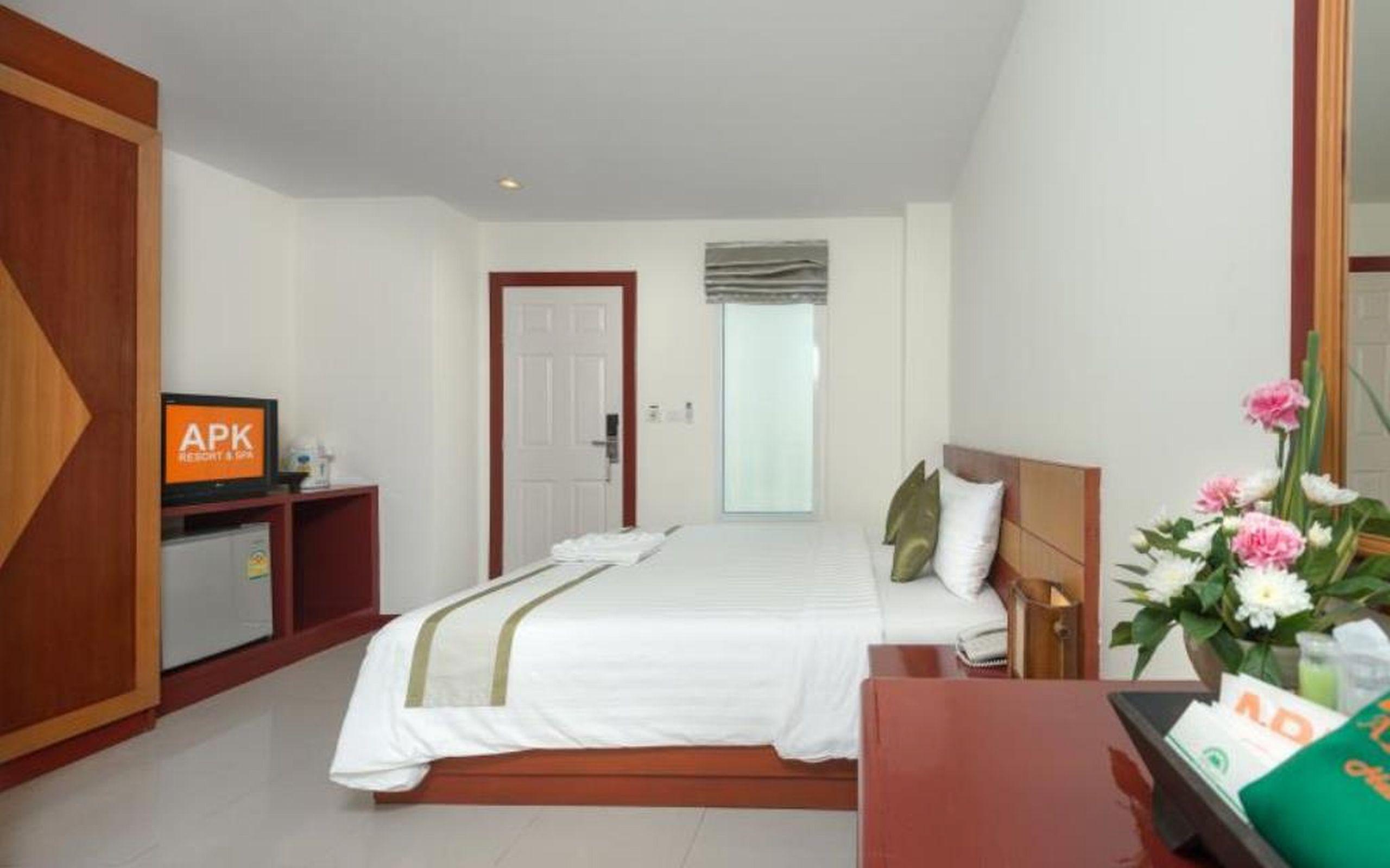 Apk And 3* Phuket