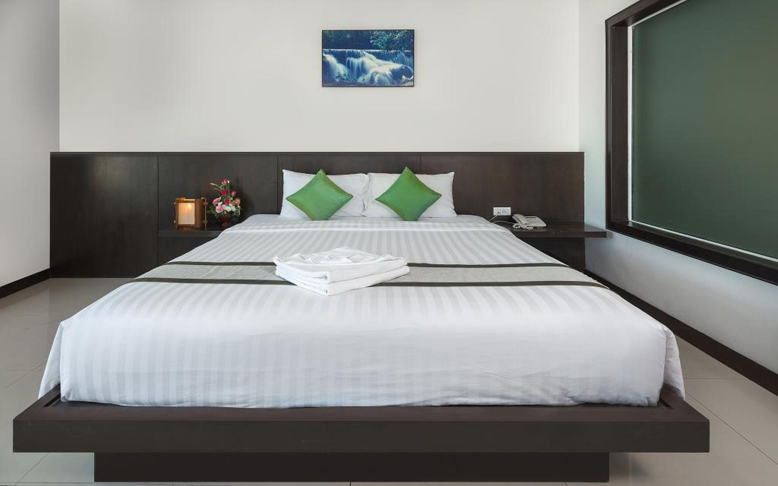 Apk And 3* Phuket
