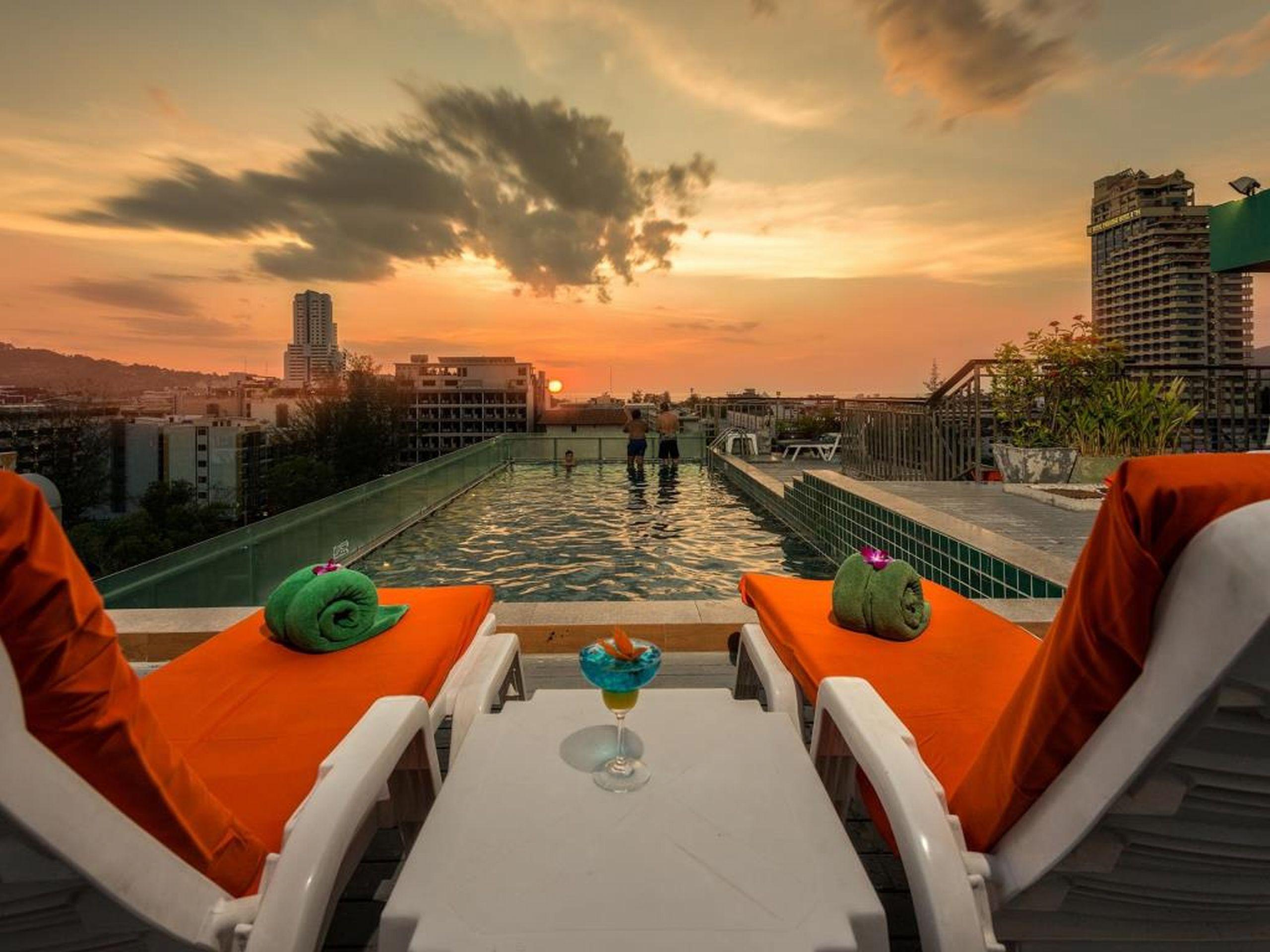 Apk And Hotel