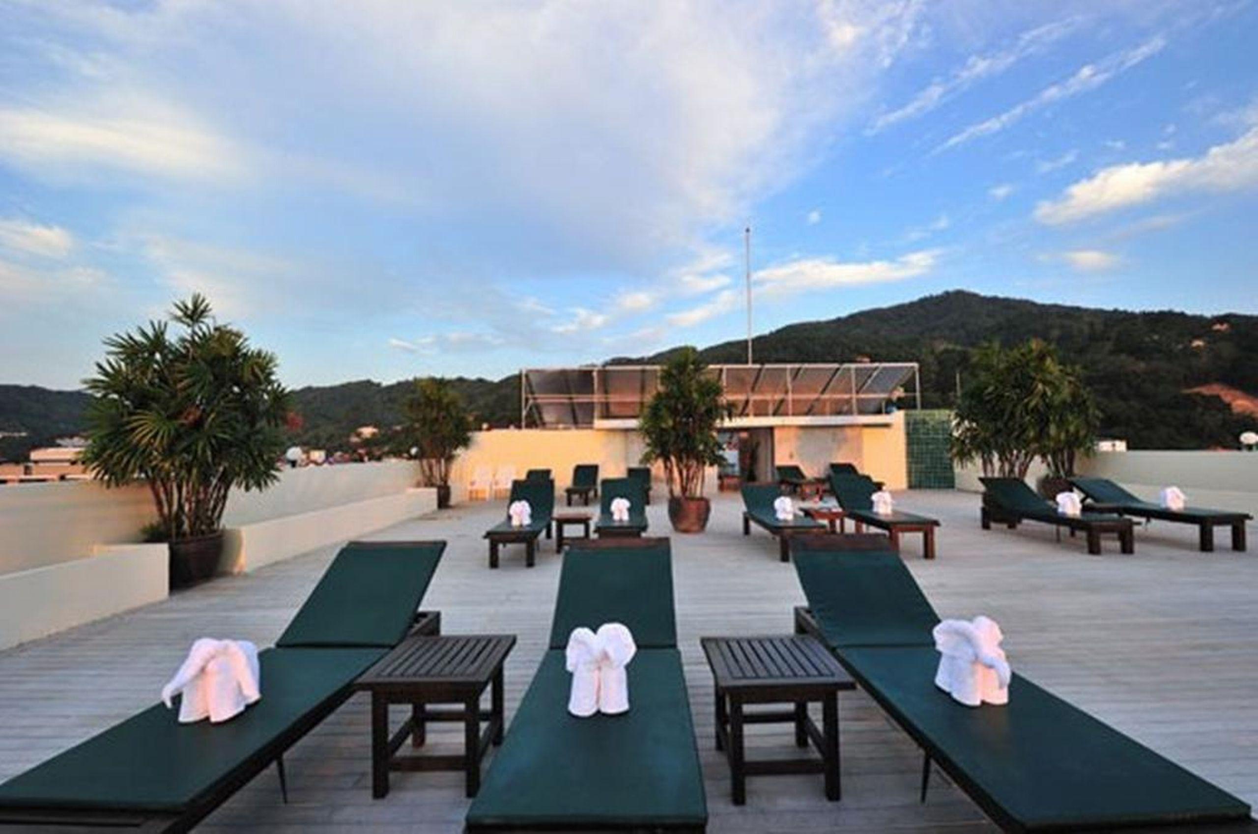 Apk And Hotel Phuket