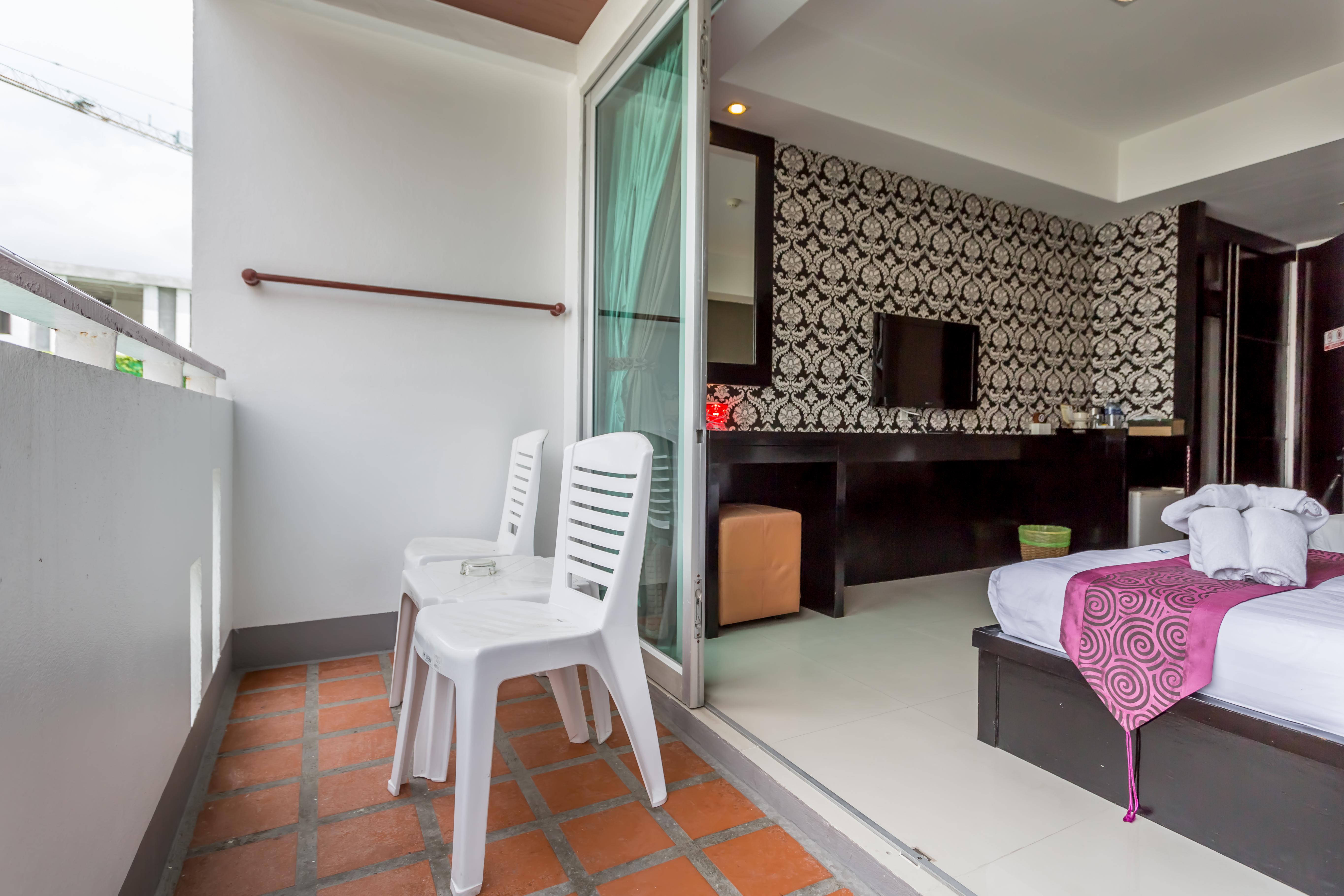 Resort 7q Patong