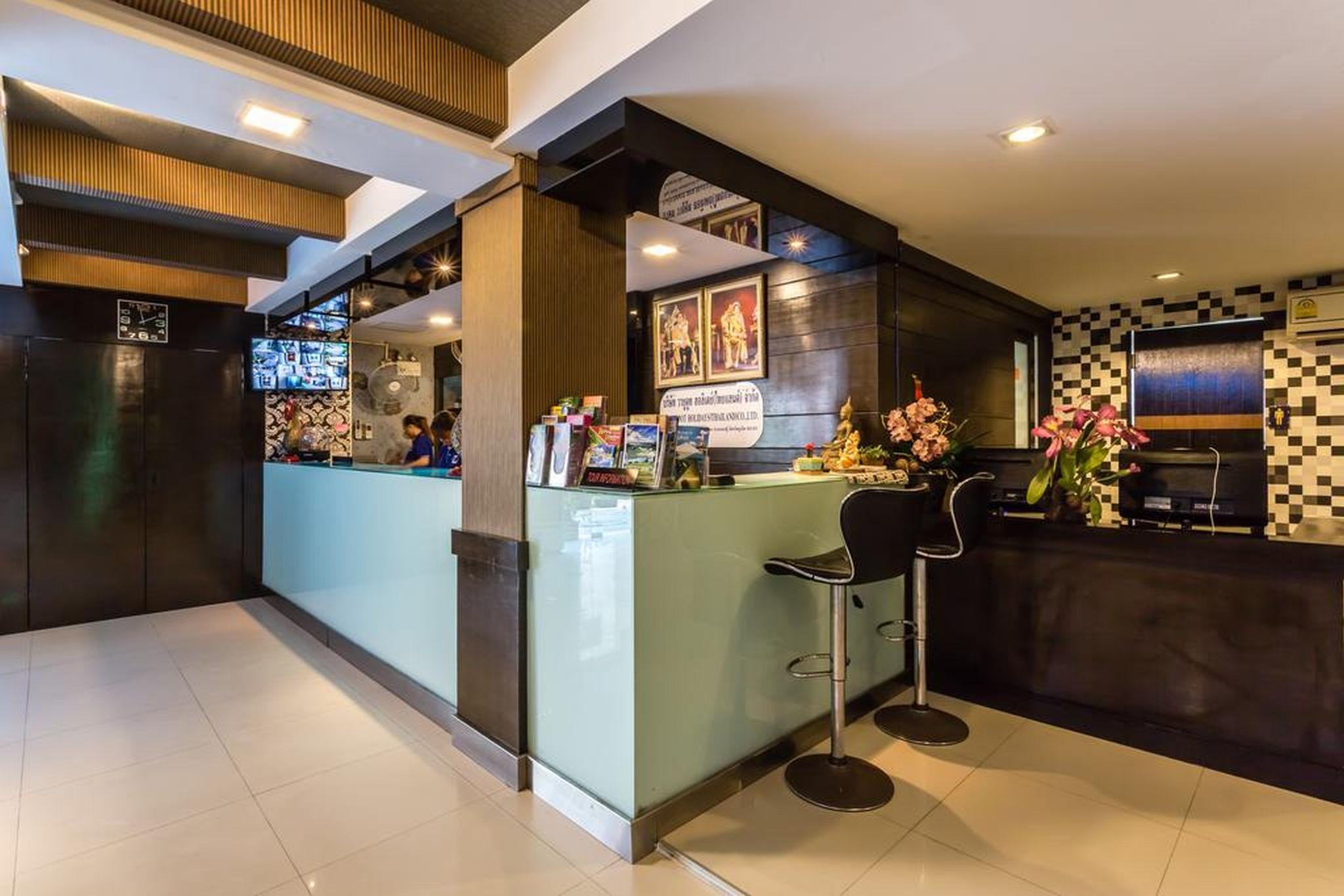 7q 3* Patong