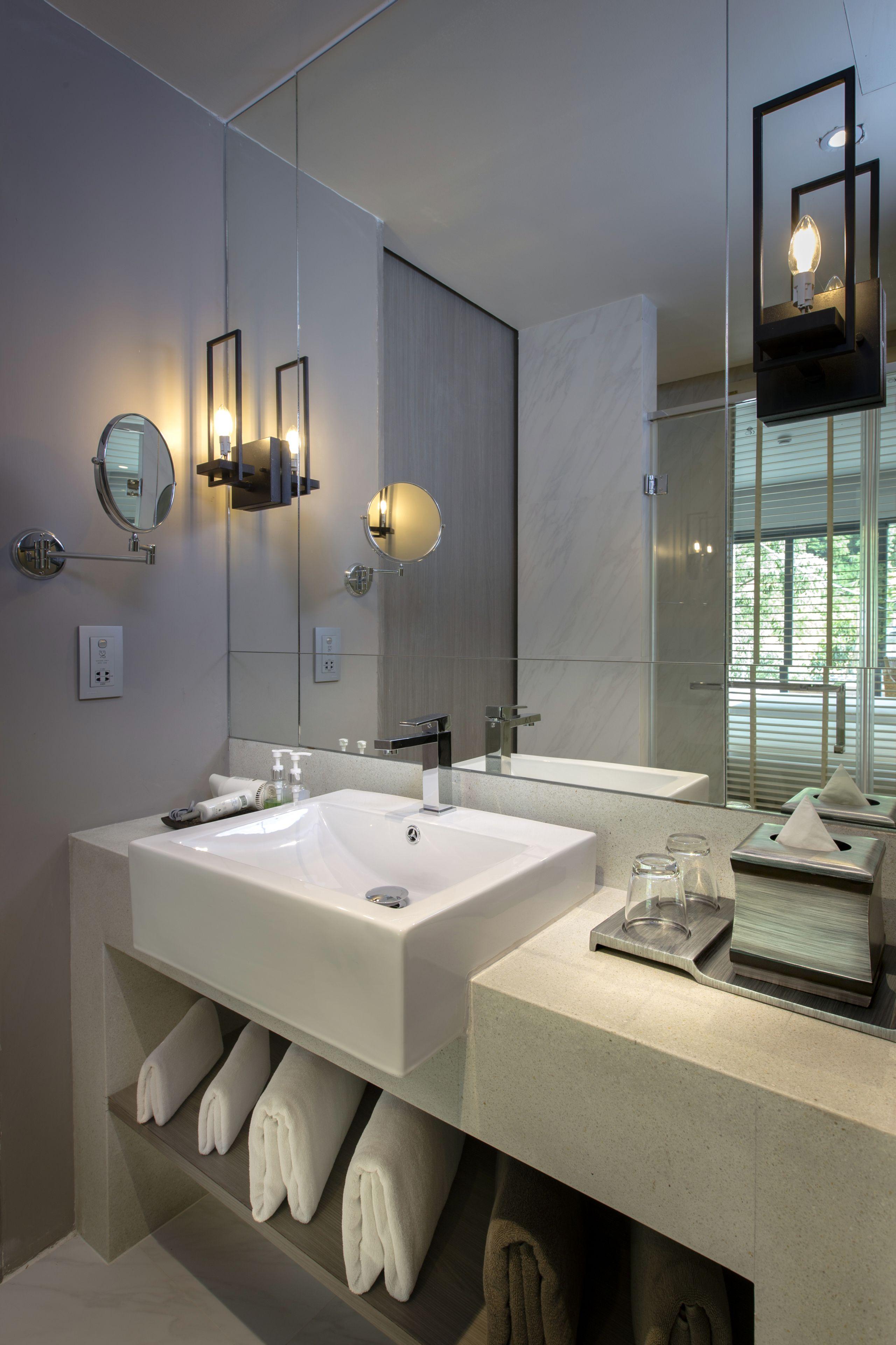 Hotel Ikon Phuket - Sha Extra 4*