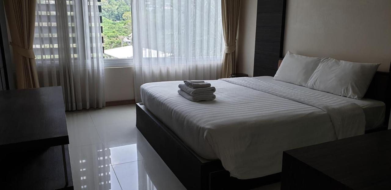 Hotel The Baycliff Residences Patong