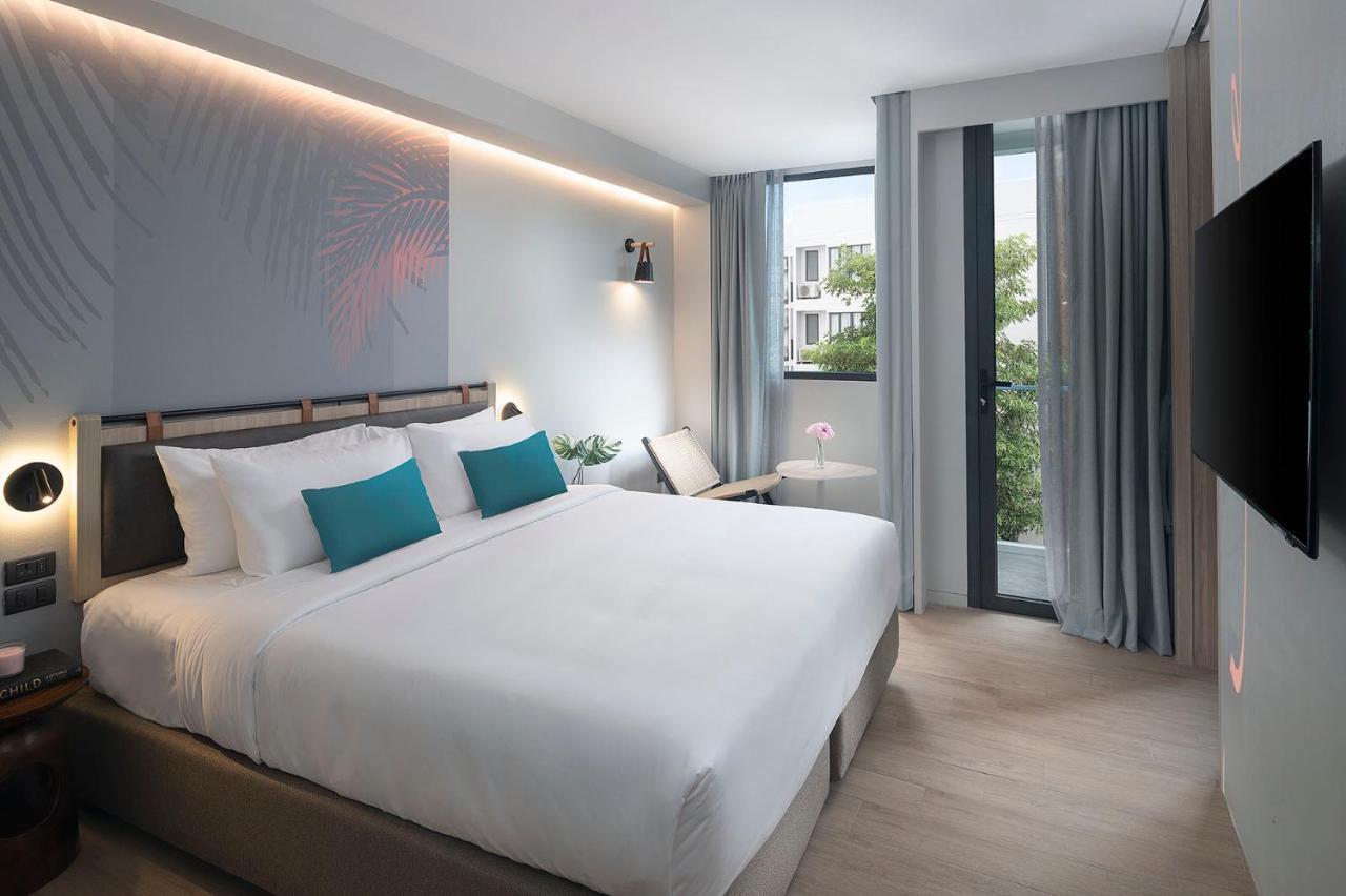 Hotel Jonox Phuket 4*