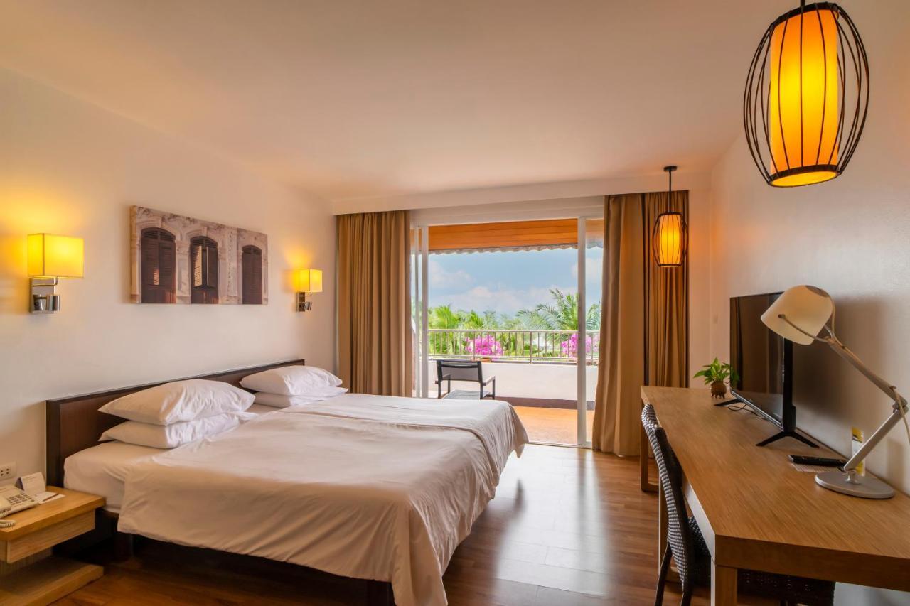 Western Phuket Ocean 3* Karon