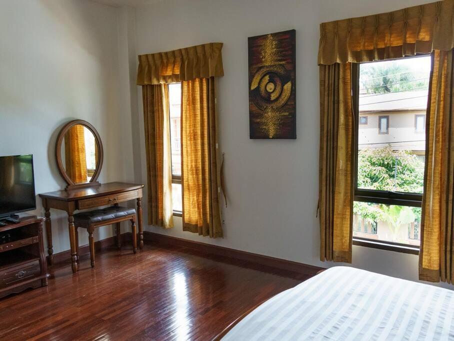 Villa 4bd Private Pool In Heart Quiet&nice *