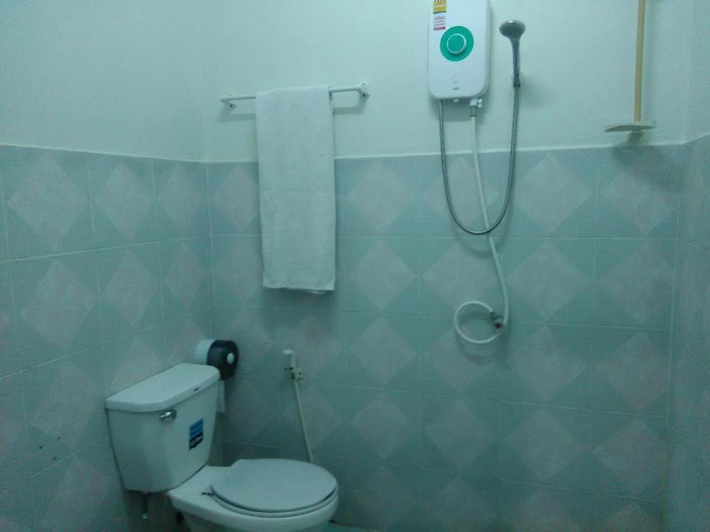 Nb House Hotel *