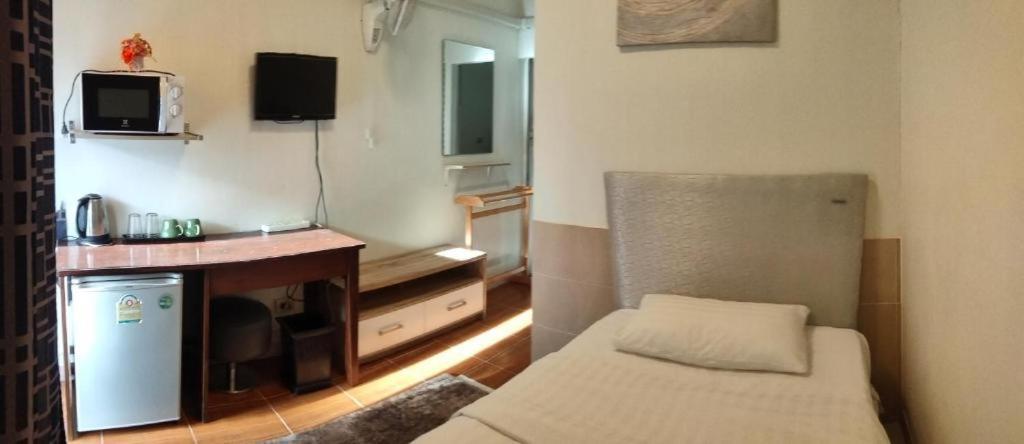 Nb House Hotel
