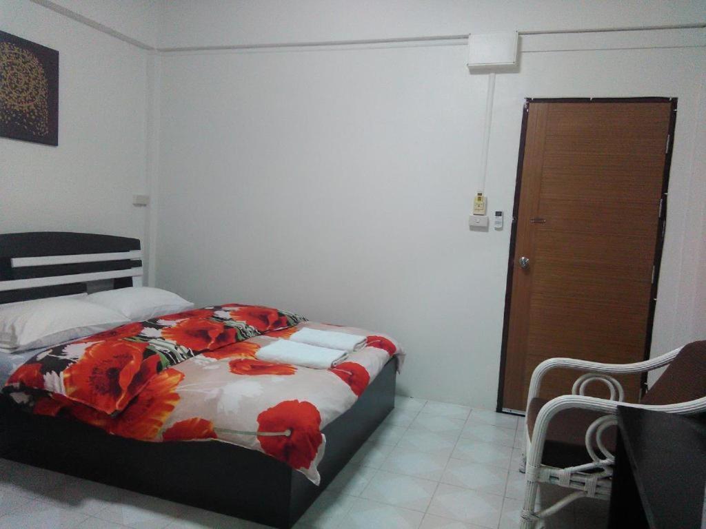 Hotel Nb House *