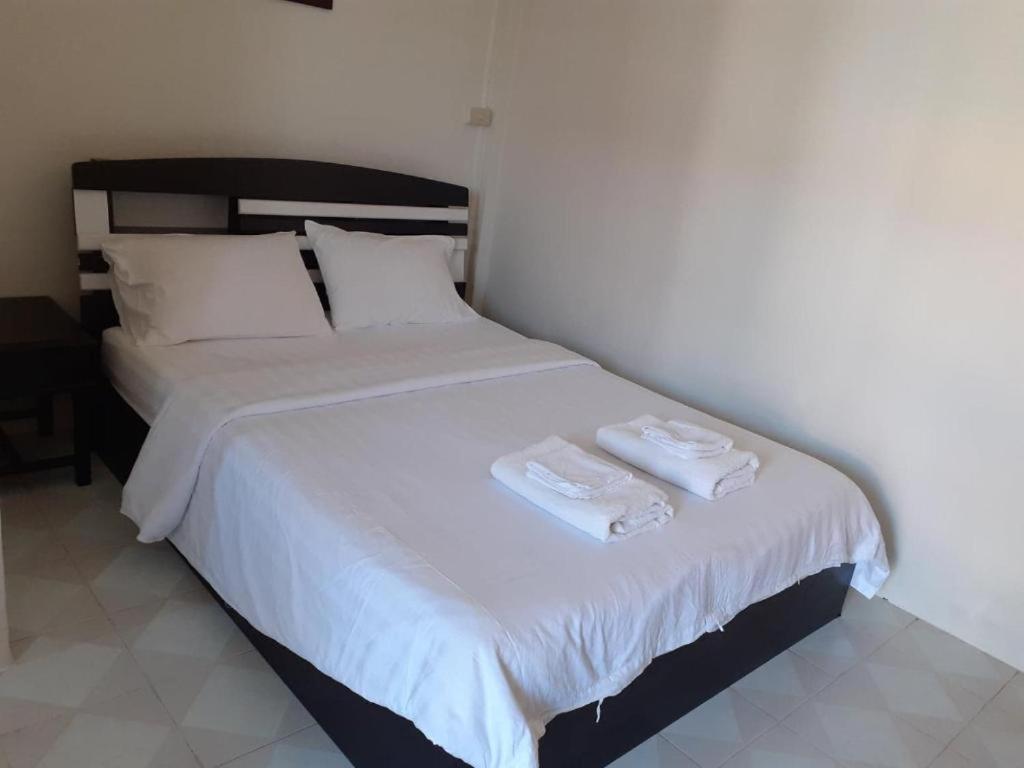 Nb House Hotel *