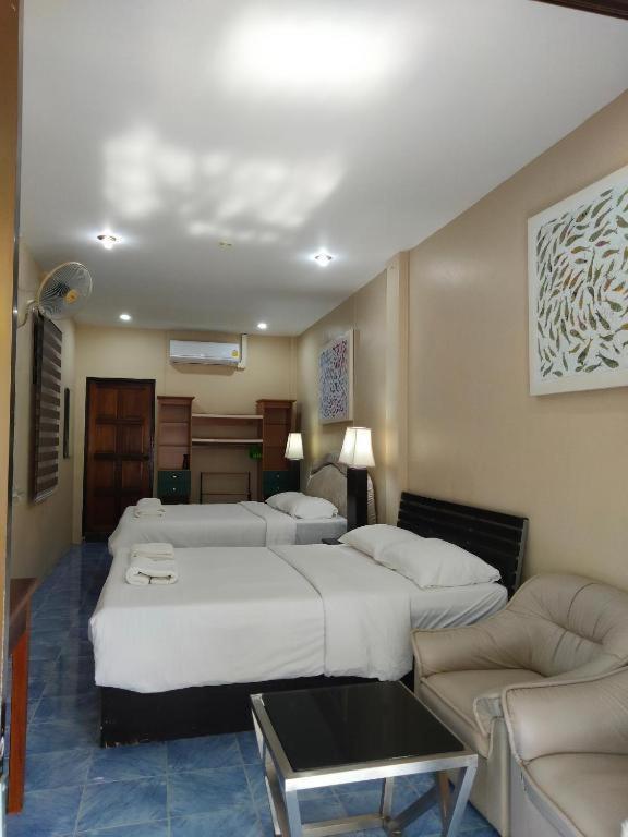 Nb House Hotel