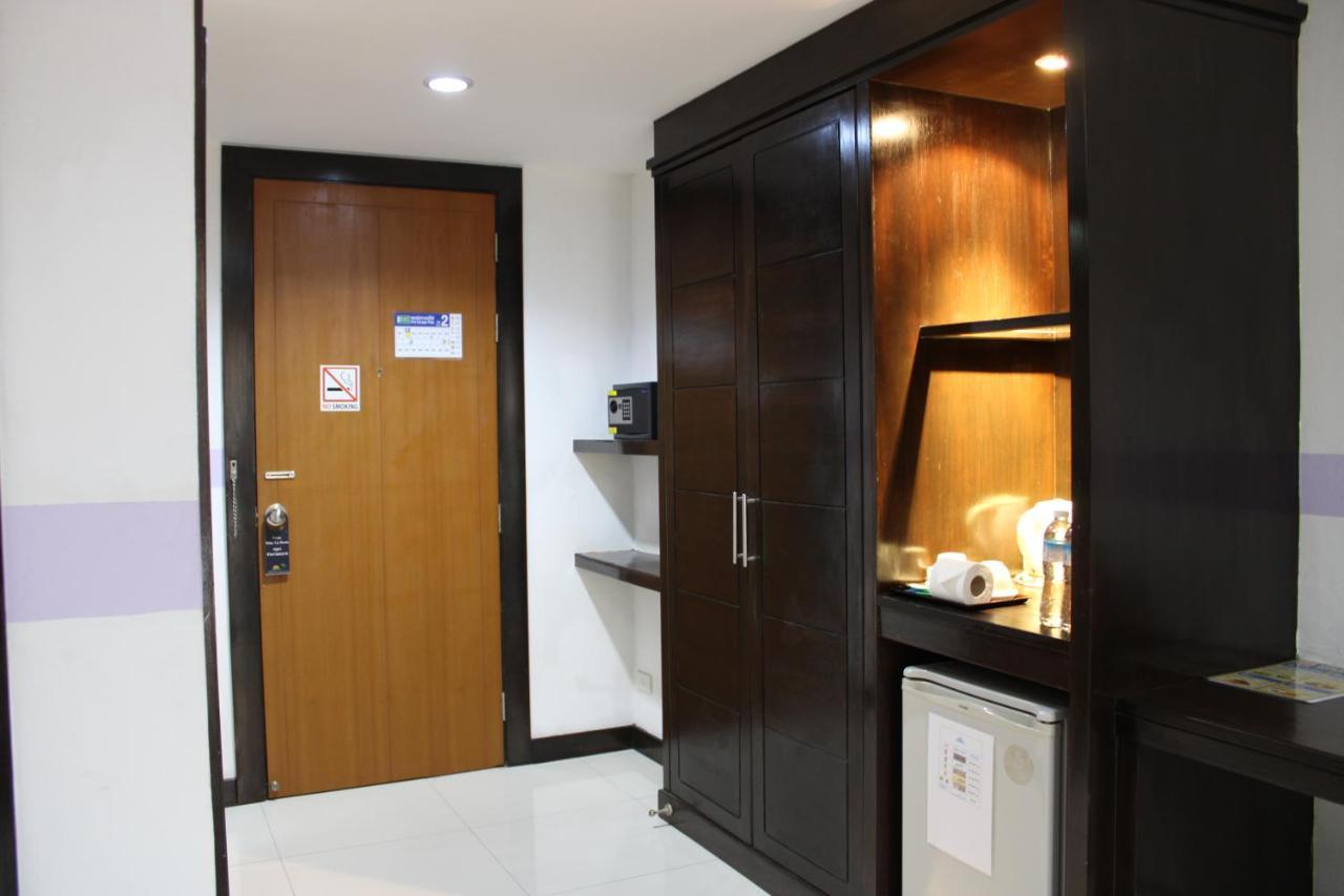 Chana Hotel Phuket