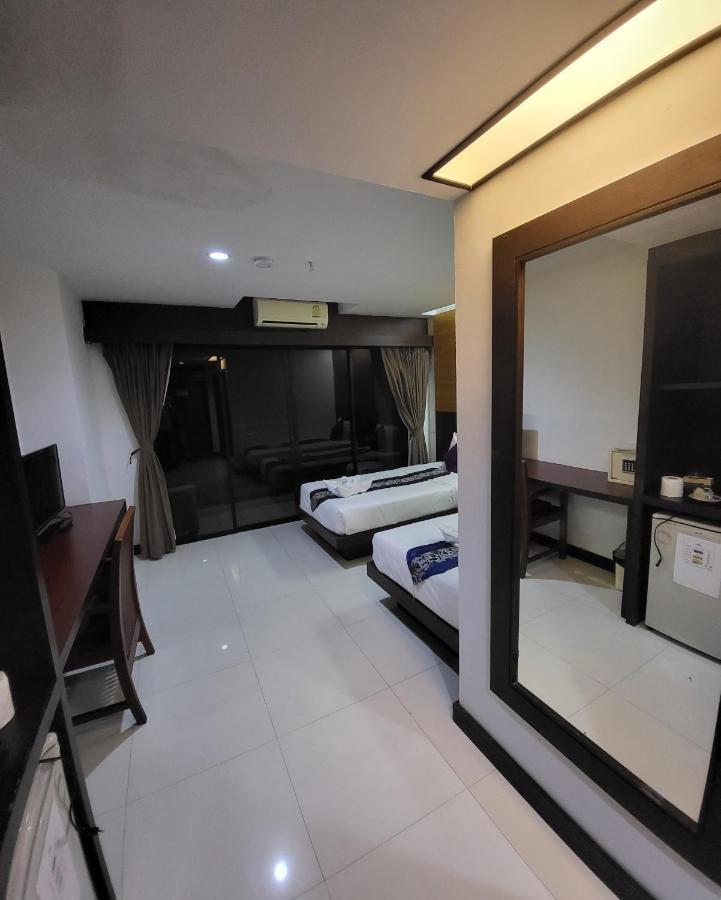 Chana Hotel Phuket