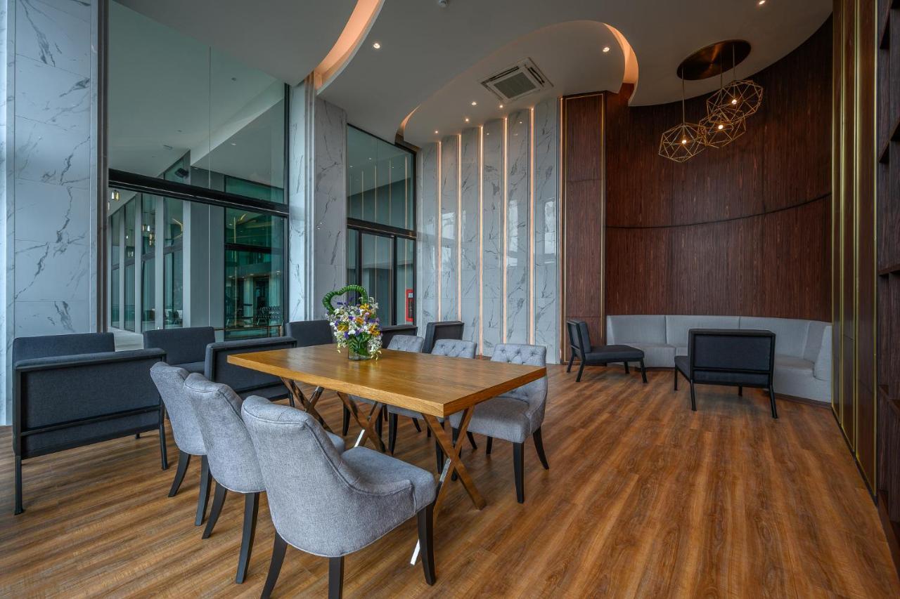 Hotel Mida Grande Phuket Sha Strand Surin