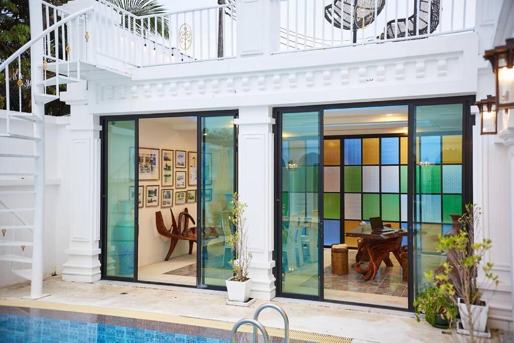 Villa White Phuket