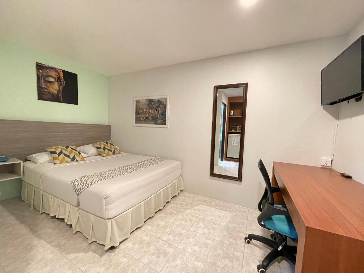Summer Breeze Hotel 3*