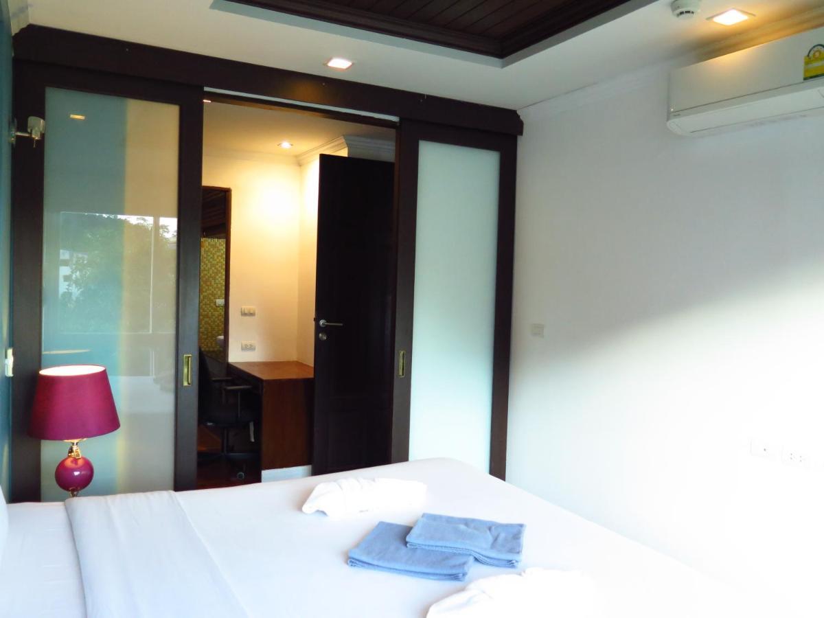 639 2 Bedroom Contemporary Teak Wood Holiday home Patong