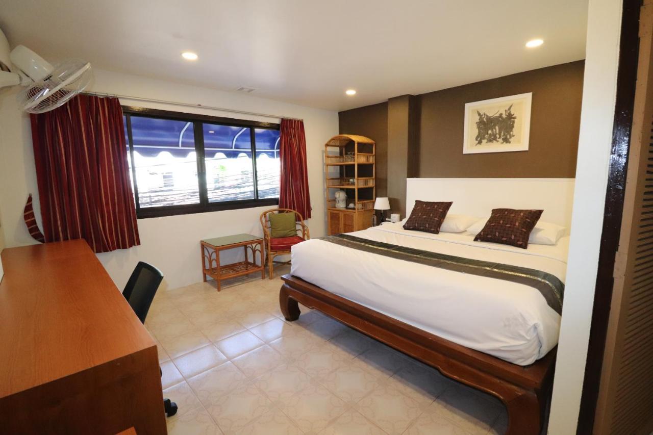 Hotel Summer Breeze Patong