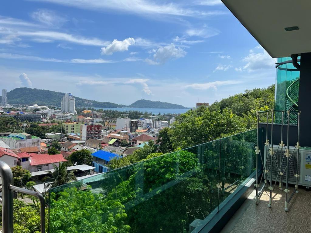 The Oh So Sexy Triple Penthouse-Rare 3-5Br 188M2 *