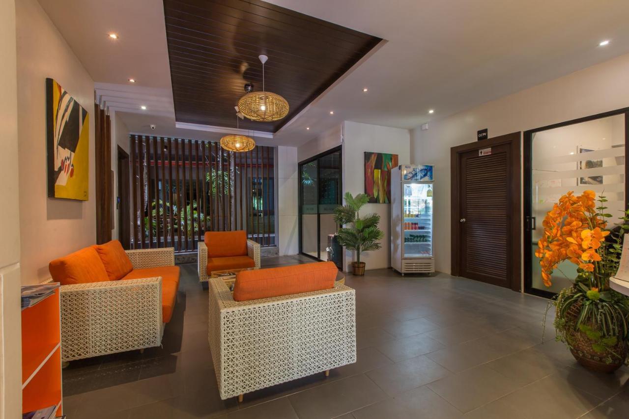 The Oh So Sexy Triple Penthouse-Rare 3-5Br 188M2 Ferienhaus