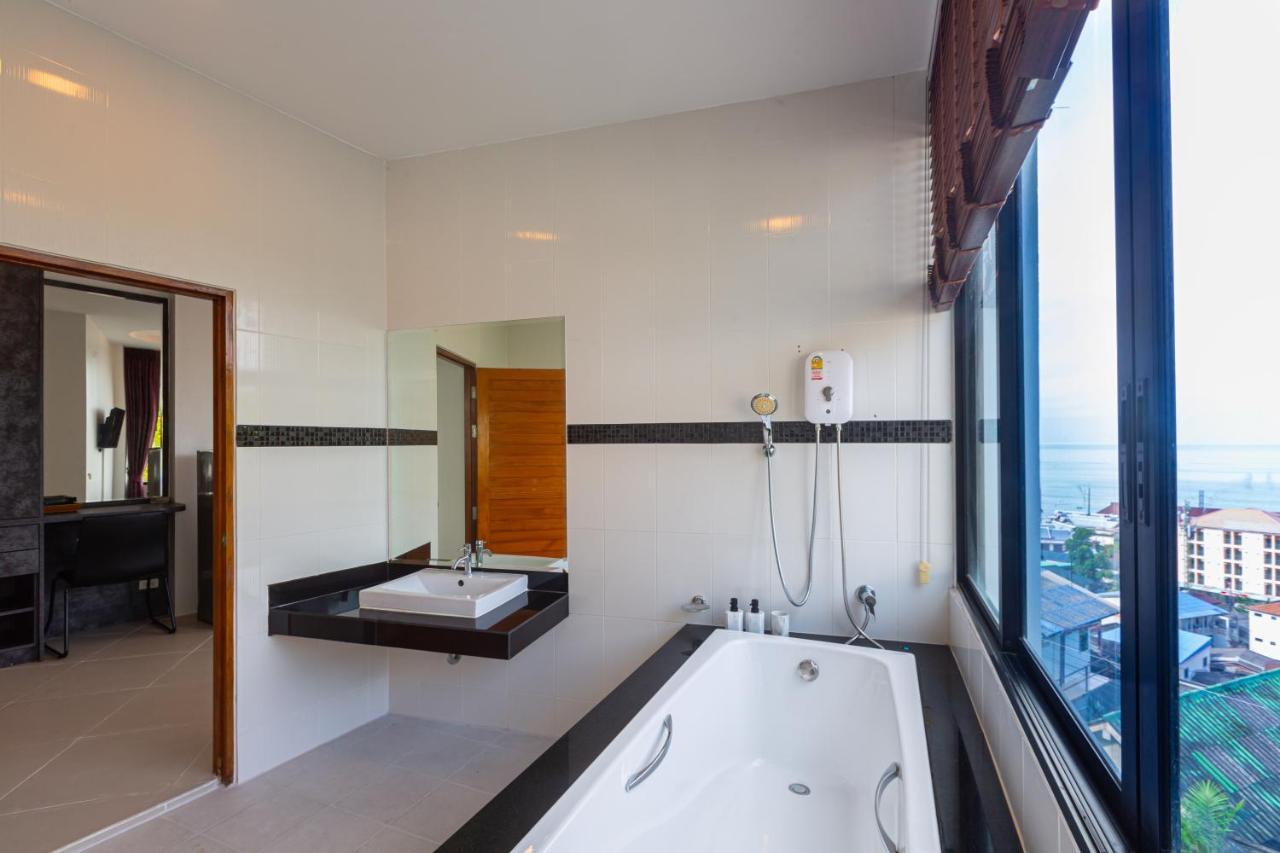 Rossarin Sea View 4* Patong