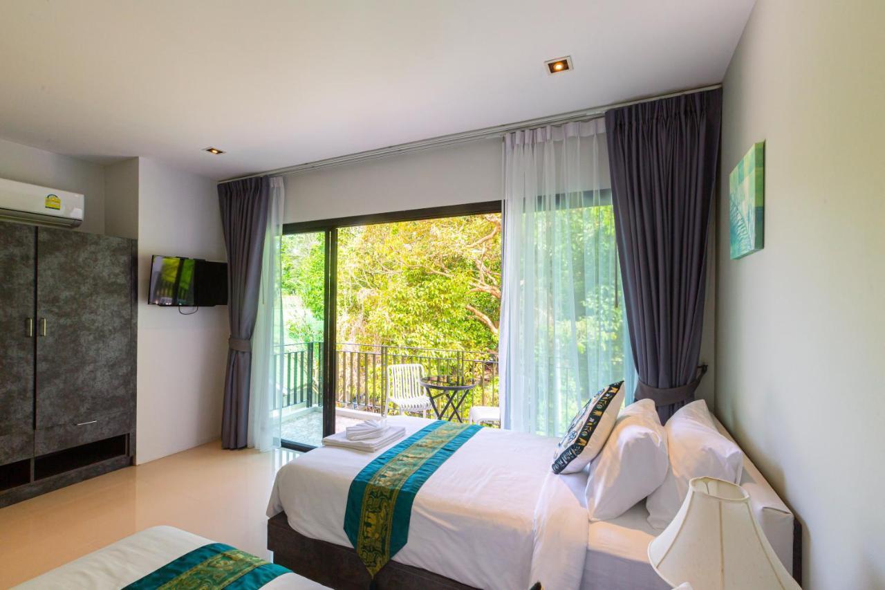 Rossarin Sea View Hotel 4*
