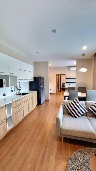 Pangsapuri 2 Bed Title V