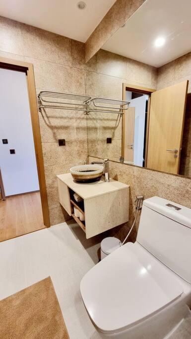 Pangsapuri 2 Bed Title V