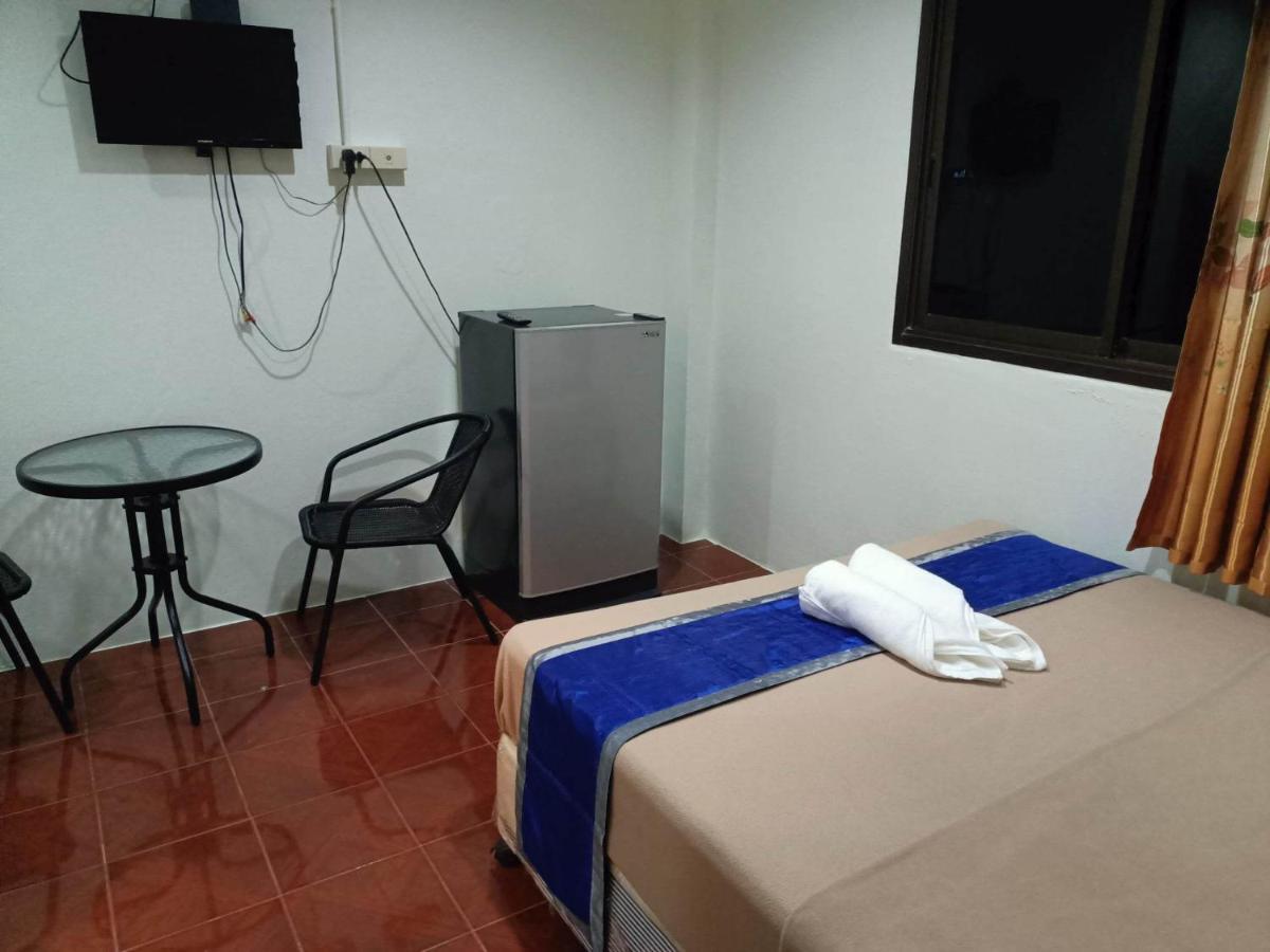 Rumah tetamu Kata S.t House 2 *