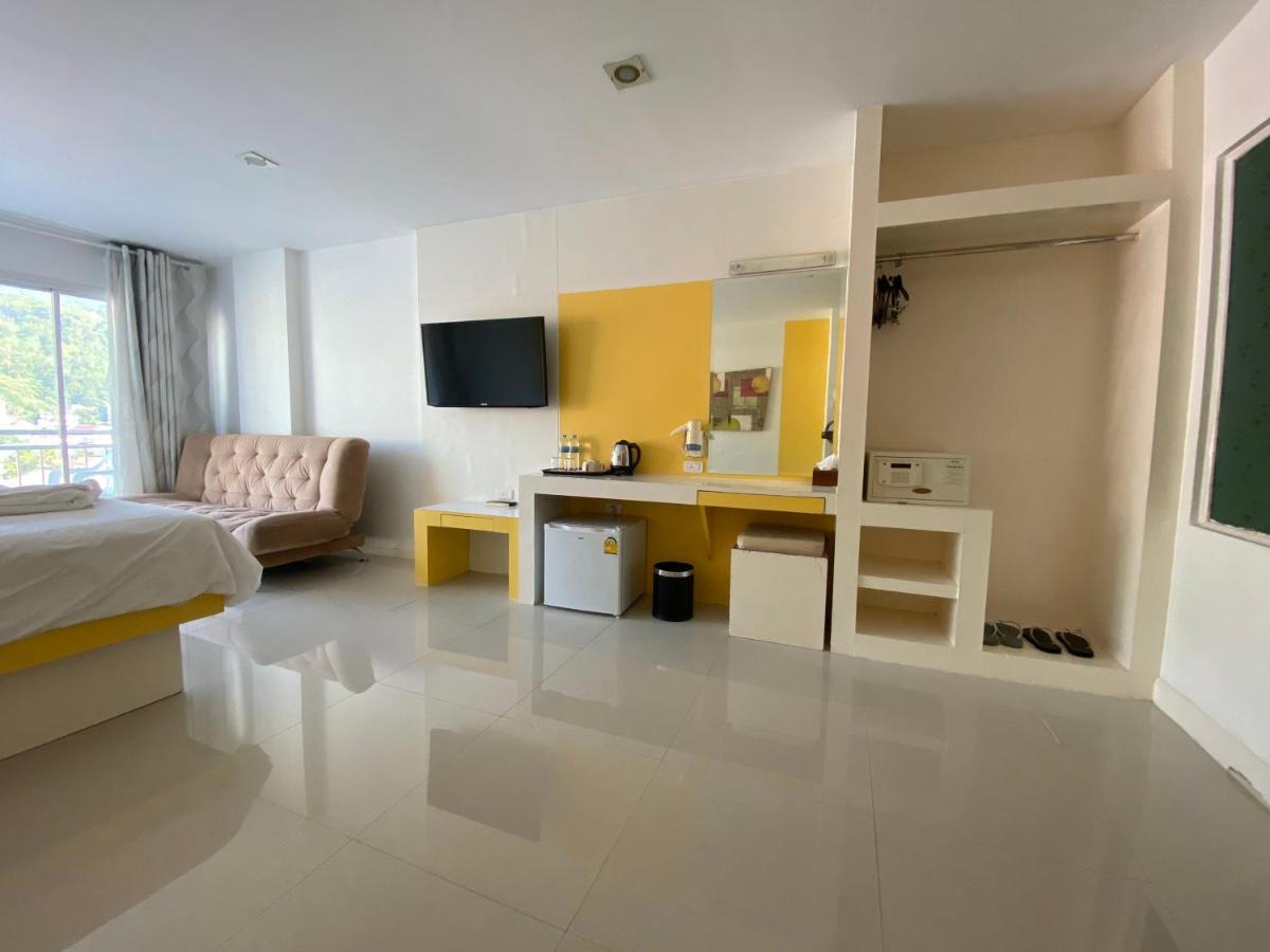 Elite Hotel 4*