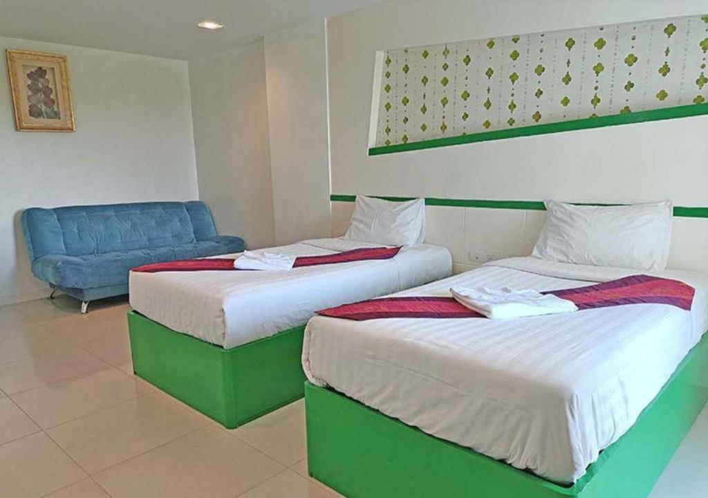 Elite Hotel 4*