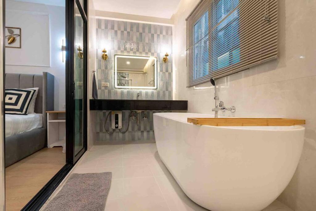 Holiday home Private 4br Model Center Patong