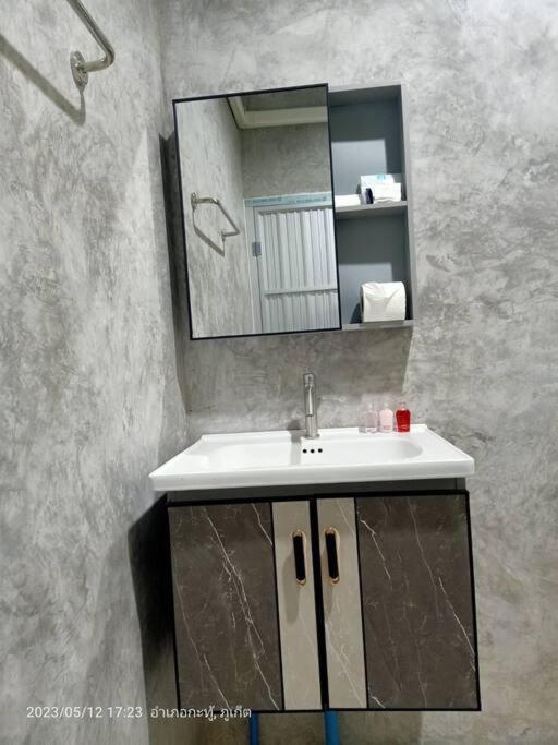 The Cheetar Apartment Patong