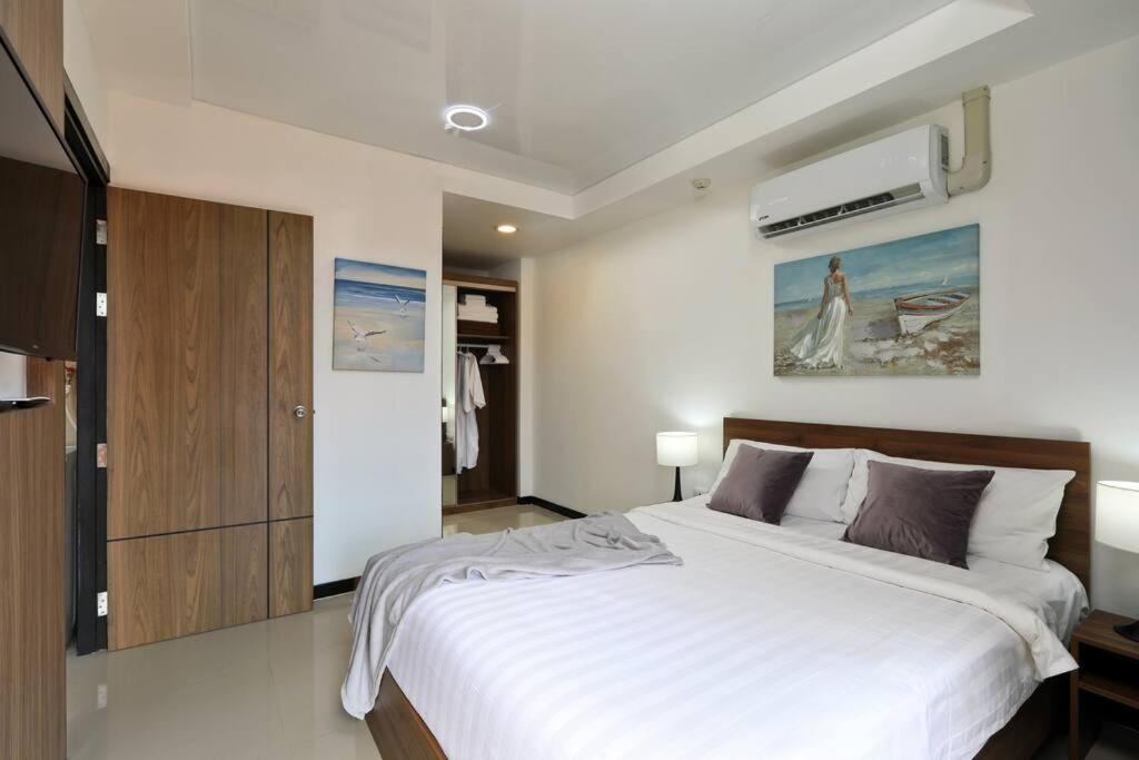 New Naiharn By Capital Pro
