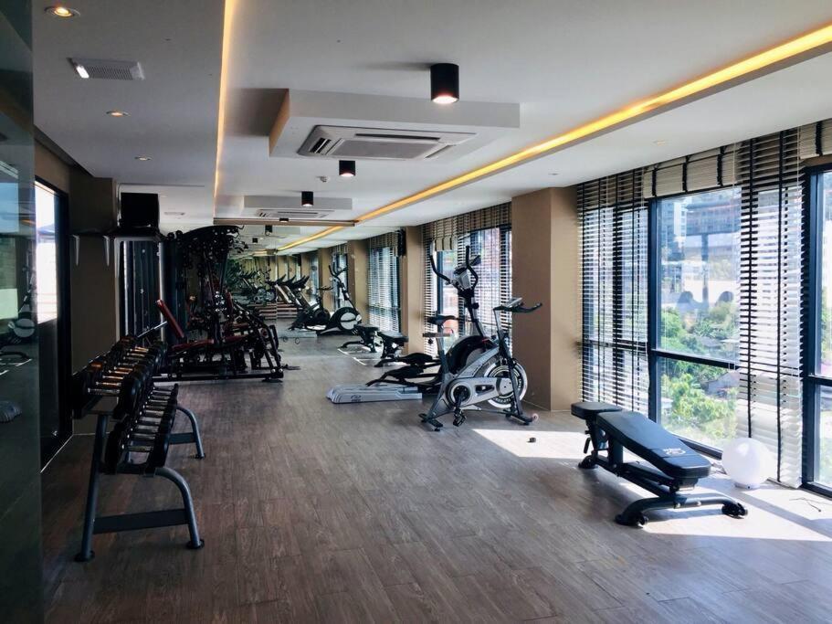 Aristo Surin M47 Apartment *