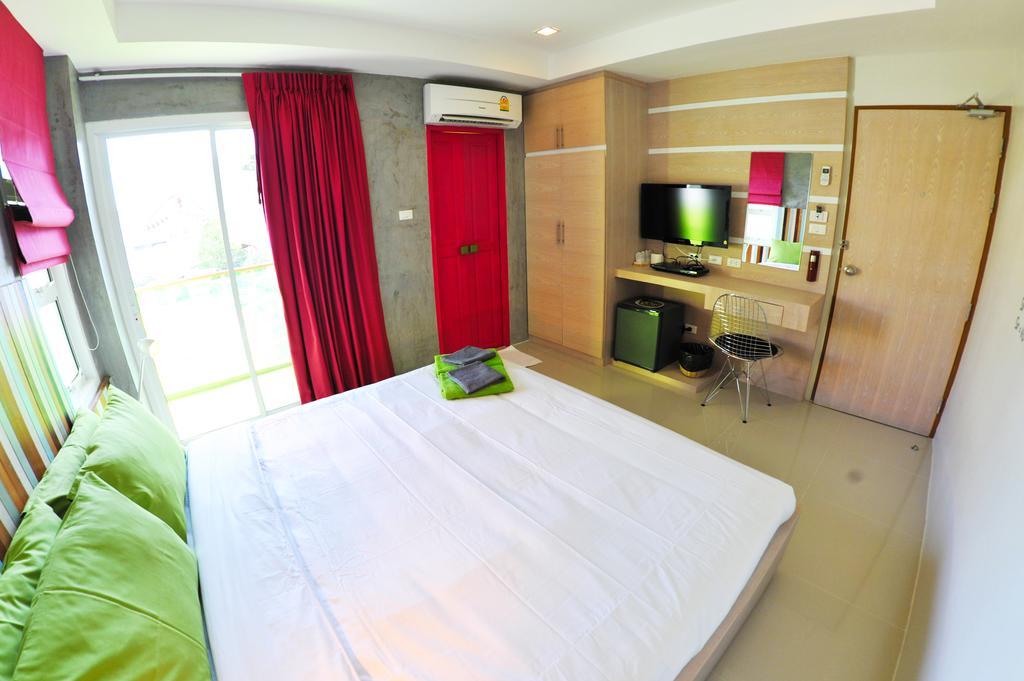 Hotel New Life Phuket 3*