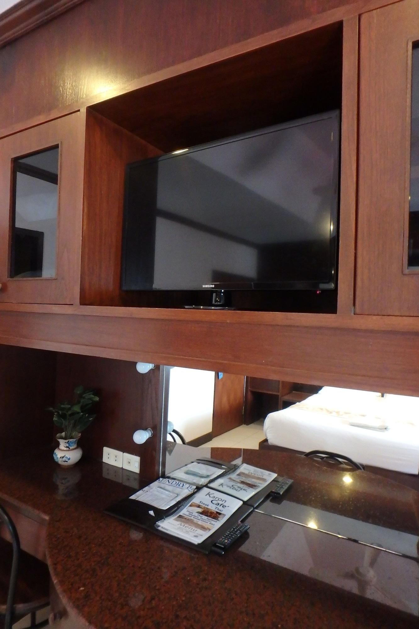 Cafe Hotel
